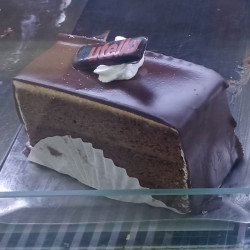 Nutella Chocolate Cake (Slice)